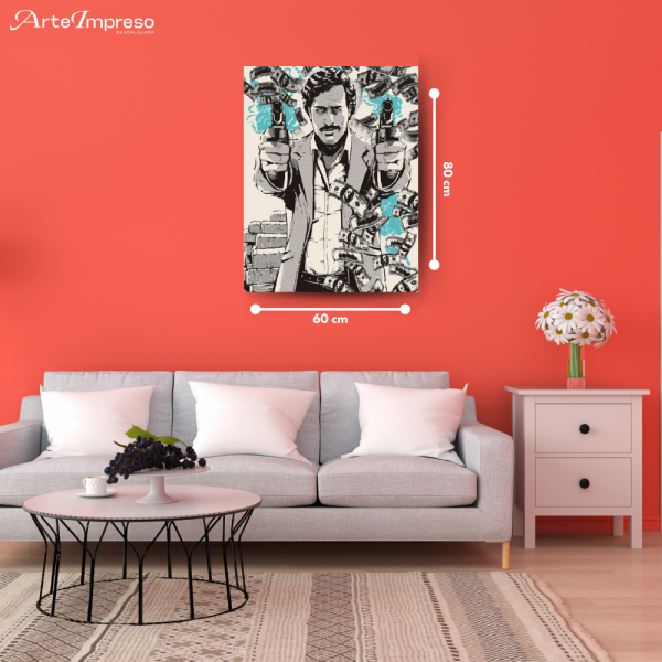 Pablo Escobar con dos pistolas